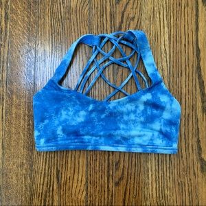Lululemon sports bra size 4